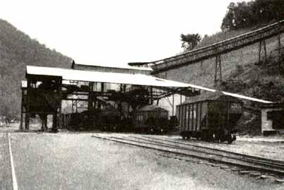 Dunlap was named for the company president, Charles E. Dunlap. The N&W track charts and the N&W Stations and Sidings List are inconsistent with regards to the location of Dunlap.