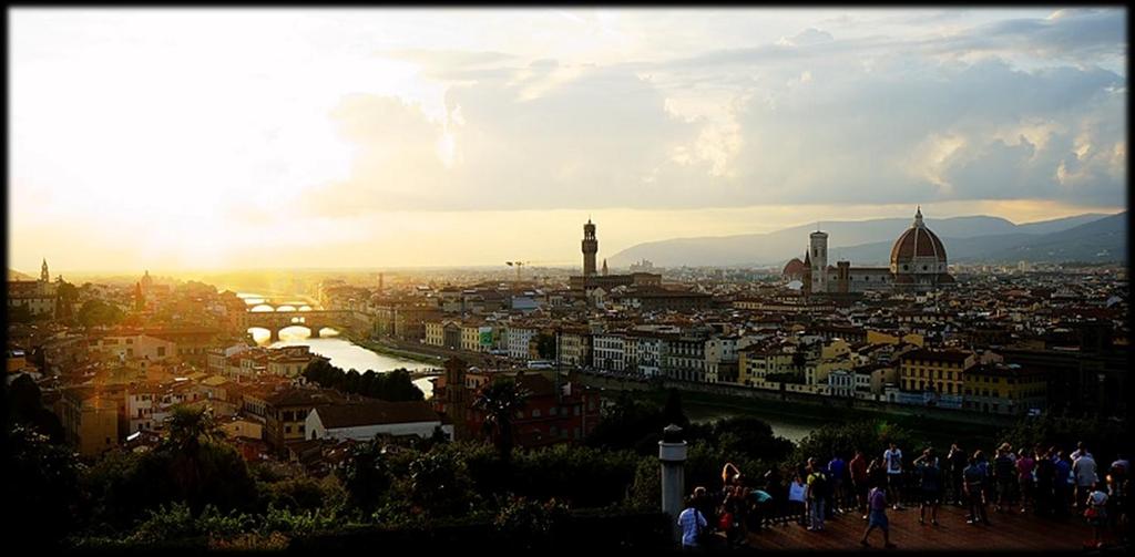 16:00 HRS: City tour of Florence, including the Duomo, the Campanile, the Baptistry with its Gates to Paradise, Piazza Della Signoria an open air museum of sculptures, the famous Ponte Vecchio