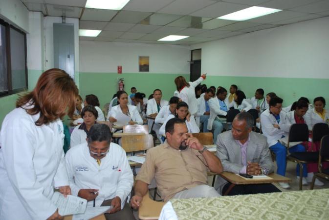 and Samaná. Participants: Trained approximately 326 medical interns and students of Gynecology.