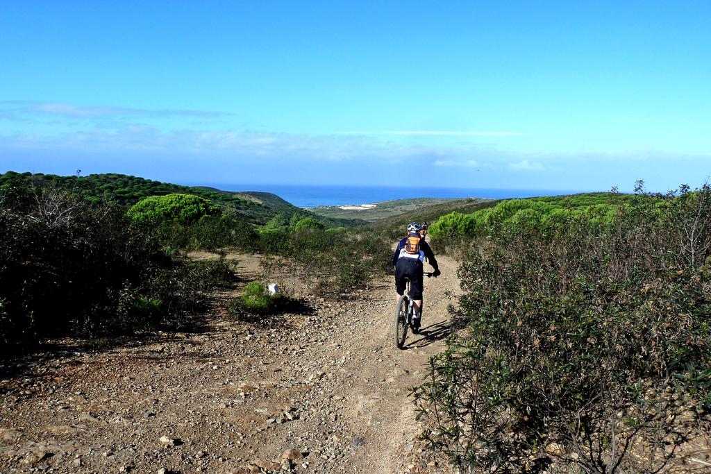 TRANS ALGARVE MTB AN ASTONISHING MTB ROUTE ALONG PORTUGAL'S SOUTHERNMOST REGION, FROM THE BORDER WITH SPAIN UNTIL SAGRES, WHERE YOU WILL REACH CAPE S. VICENTE.