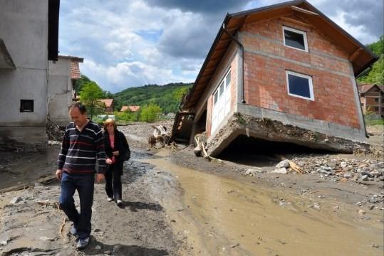 SERBIA Worst affected areas: Šabac and Obrenovac, municipalities of Ub, Krupanj, Svilajnac and Paraćin The city of OBRENOVAC was hit hardest by the floods, with an estimated 90% of the town flooded.