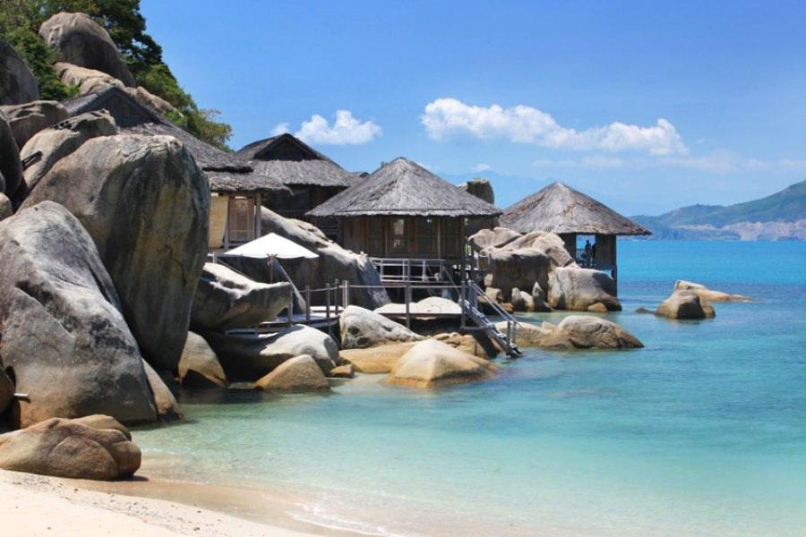 SIX SENSES NINH VAN BAY Reminiscent of an old Vietnamese village and furnished with native woods and rattan, the luxurious five star Six Sense Ninh Bay is set on dramatic Ninh Van Bay with its