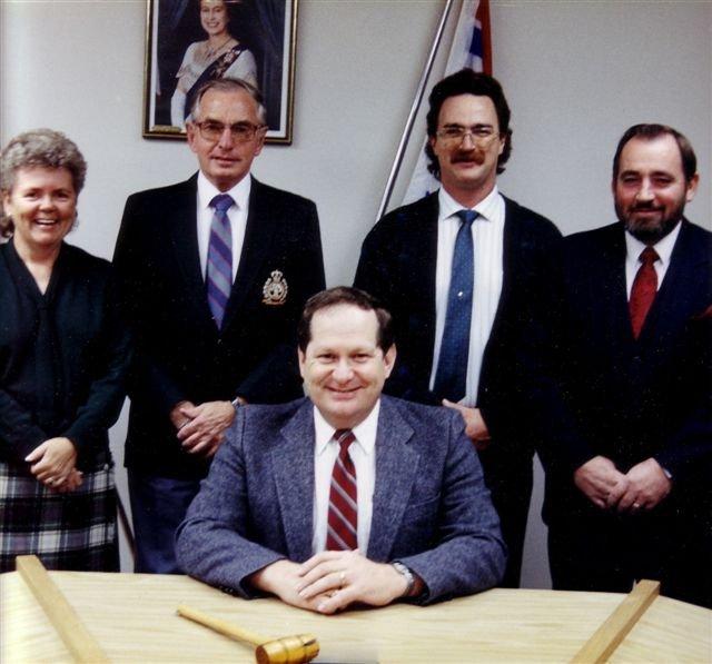 Mayor Ben Roy & Council 1989/90 Anita