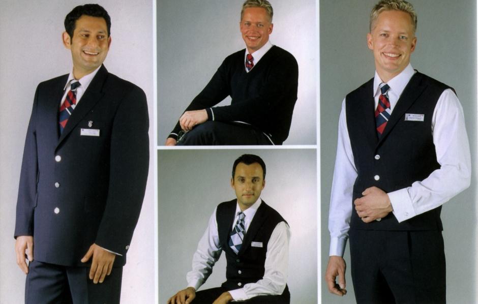 dovoljeni prav tako 'body piercing' na vidnih mestih. Kravatna igla je obvezen del uniforme. K uniformi lahko nosijo samo iglo, ki je bila oblikovana za British Airways.
