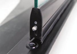 A joint system that screws the glass directly to the profile provides extra strength and stability.