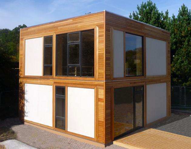 U Litvaniji, gradjevinsko preduzeće, Ecococon, pokazuje da se uspešno može graditi kuća od slamnih panela.