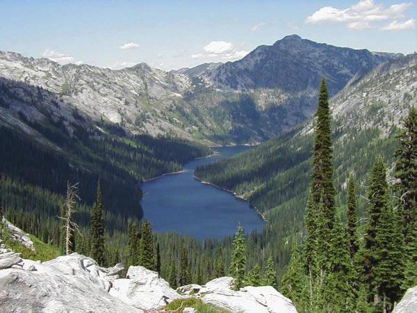 Three Drainages in the Selway-Bitterroot Wilderness, Montana: 1977-2002 This case study reports on trends in the number and condition of campsites in three drainages in the Montana portion of the