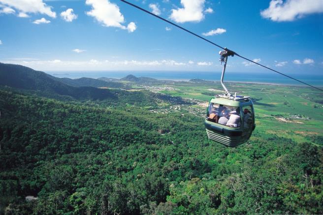 DAY 10 (BD): KURANDA Friday 24 June, 2016 Our touring today takes us to the vibrant little town of Kuranda surrounded by World Heritage Rainforest.