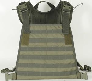 The upper three rows of MOLL webbing on both sides in the front are made with non-skid fabric to prevent your weapons butt stock from sliding