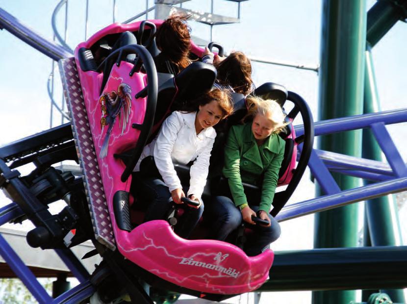 Maurer S-Car pure riding enjoyment Seat Design Our Spinning Cars seat four persons and travel through the track as independent units.