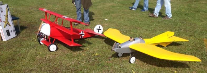 This is an event that has been running for 33 years and is a meeting for pilots and planes that are in excess of 2.1 metres for a monoplane and in excess of 1.7 metres for a biplane/triplane.