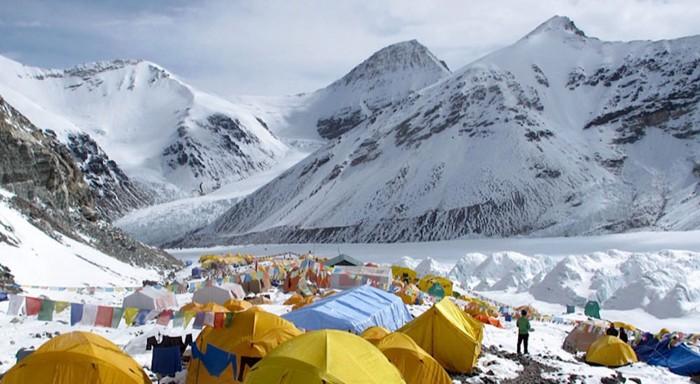The Rongbuk Glacier is an impressive frozen ocean of ice waves; the views of the glacier and the Himalayan peaks are some of the most dramatic in Tibet.