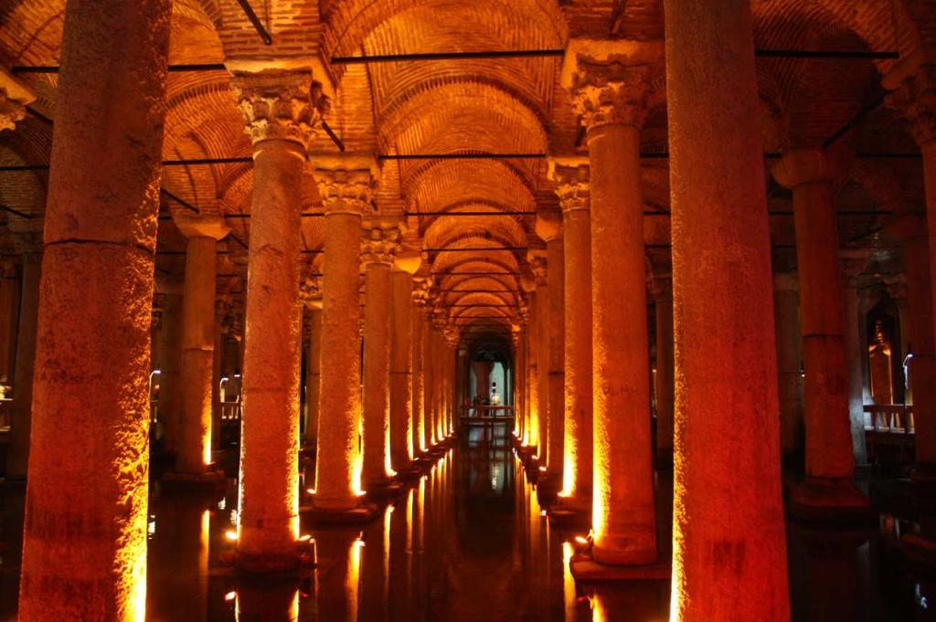 Do you think we will be able to get into that building all together? said someone while we were queuing at the entrance of the Basilica Cistern.