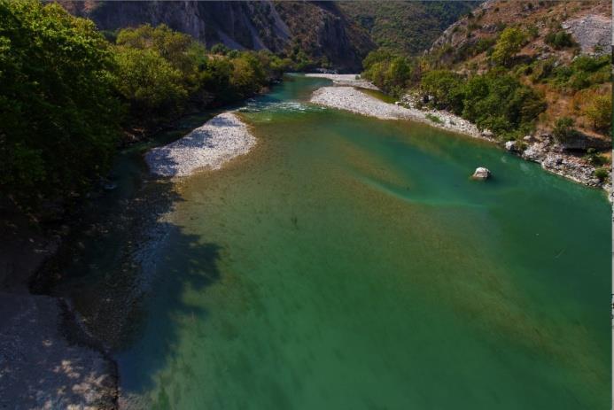 Conclusions Left: The upper river section, pristine gorges, crystal clear, cold water and gravel-rich river beds provide invaluable spawning sites for fish (Goran Šafarek).