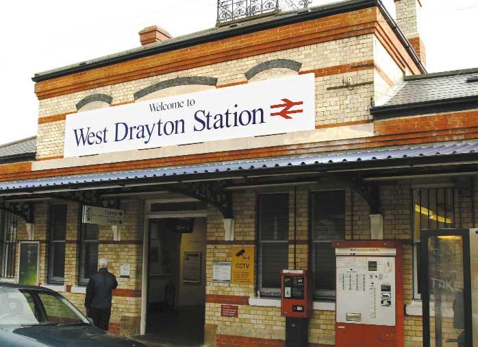 W28.1 West Drayton Proposed Service Improvements Crossrail would improve train services to and from West Drayton by providing journey time savings and a greater variety of new destinations.