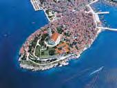 Personalised Itineraries Mix It Up in Cr o a t i a Zagreb - Motovun - Plitvice Lakes - Zadar - Split - Budva - Dubrovnik 13 Days / 12 Nights Mix It Up in Cr o a t i a is a personalised itinerary