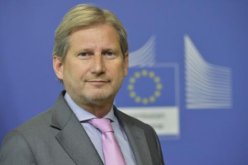 CONNECTIVITY AGENDA Co-financing of Investment Projects in the Western Balkans in 2015 Johannes Hahn European Commissioner for Neighbourhood Policy and Enlargement Negotiations Dear Reader, One year