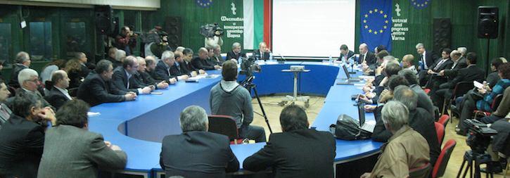 BULGARIAN CHAMBER OF SHIPPING (BCS) BCS organizes round table discussions titled: - "Future development of the port of Varna prospects for building a new container terminal ", on 21.12.2010, in Varna.