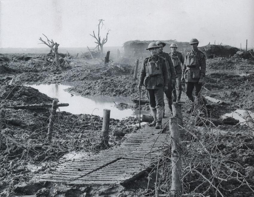 The Battle of Pozieres 23 rd July 1916 3 rd September 1916 The Battle of Pozieres was a struggle for the French Village of Pozieres and the ridge on which it stands, during the middle stages of the