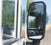 Hymer Exsis-i Road safety Perfect all-round vision: The high panoramic front window and the large side windows in the cab really open up the view in all directions.