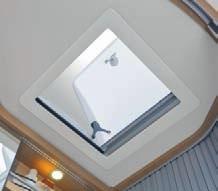 Hymer Exsis-i Highlights from series production LED Well aired, well protected: Large frosted glass skylights (40 x 40 cm) in the