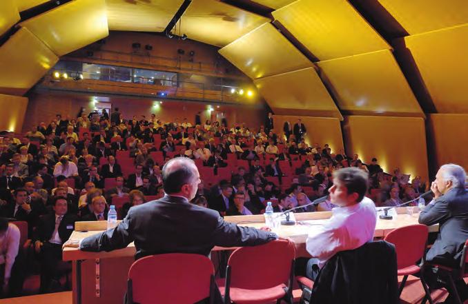 LyON CONvENTiON CENTrE: Our facilities ThE MaiN assets 10 congresses l conventions l product launches l trade fairs exhibitions l seminars l meetings l conferences l gala evenings l performances With