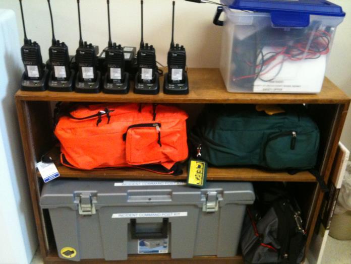 INCIDENT COMMAND CENTER/EOC SUPPLIES Located at Newport Middle School in the District Safety Office Gray Trunk on Wheels 5 Lanterns with batteries: Emergency Lighting 2 Wind-up Radio/Flashlights 10