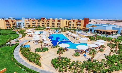 tennis courts, a squash court, billiards, a fully equipped fitness room and 2 swimming pools Makadi is settled in the heart of the Red Sea tourism hub located only 25