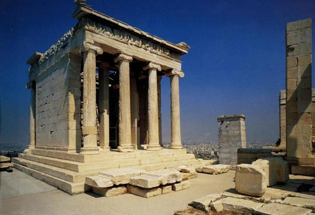 410 BCE Athens, Greece marble Winged Nike