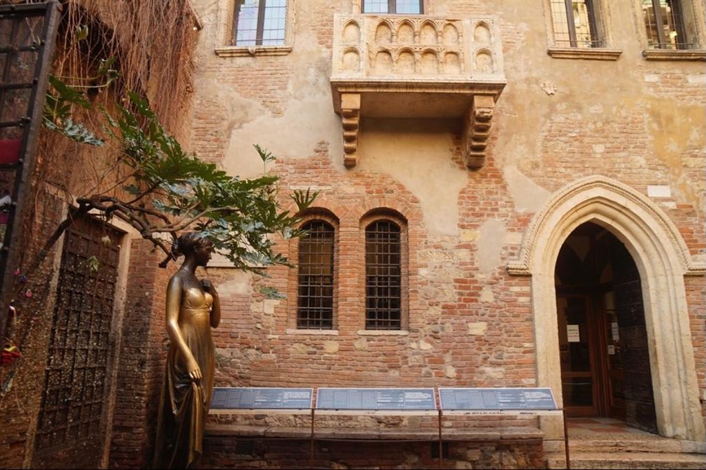 Fly to Verona where your private driver will be waiting to transfer you to your chosen hotel in the centre of Verona.