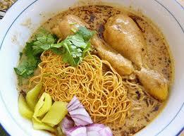 11.30 hr. Depart from hotel by vans to Khun Ying Noy s Thai House for typical northern style noodle Khao Soi lunch.