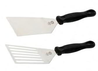 Its width and sharp angles also allow you to cut or spread pasty substances or to peel chocolates off their baking sheets. Code Designation L.cm W.cm Kg 3.00 L. blade cm 30 9 0, 3.0 Slotted - L.