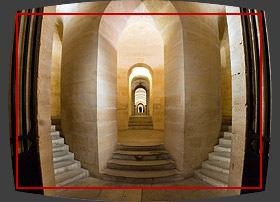 Perspektivna deformacija fotografije jednostavna je za detektiranje, čim primjetimo da linije
