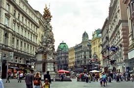 Afterwards, you will visit Vienna s historic city center, a UNESCO World Heritage Site, and see St. Stephen s Cathedral, Graben and the world famous Spanish Riding School.
