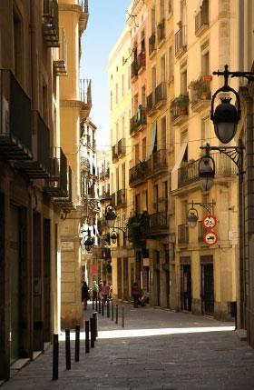 08:00hrs / 08:30hrs Proceed with our guide to the city center by subway. 08:30hrs 10:30hrs - The Gothic Area of Barcelona.
