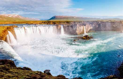ICELAND S NATURAL WONDERS A circumnavigation of Iceland aboard the Ocean Diamond 7 th to 16 th June 2019 THE ITINERARY Day 1 London to Reykjavik, Iceland. Fly by scheduled flight.