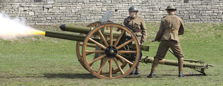 This British-pattern 18-pounder was made in the United States by Bethlehem Steel and later re-bored for French 75 mm shells. It was loaned by the Museum of Applied Military History.