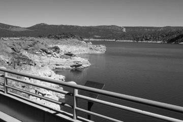 ATTACHMENT 3 PHOTOGRAPHS OF FLAMING GORGE AND GREEN RIVER,