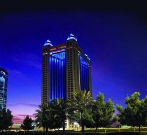 Fairmont ***** Single Standard Room - USD 310 Double Standard Room - USD 340 Location Is situated off Sheikh Zayed Road and adjacent to