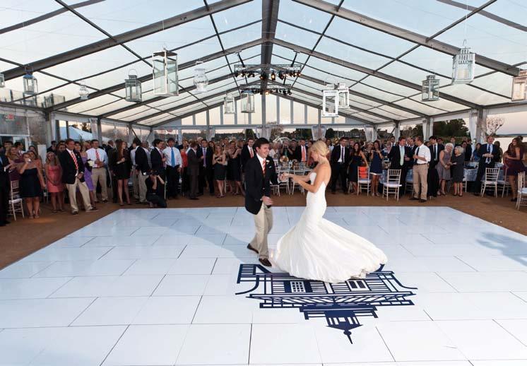 The Museum offers stunning backdrops for wedding portraits, providing an exquisite array of Chesapeake scenery and textures, ranging from the rustic Small Boat Shed, to panoramic views of the water