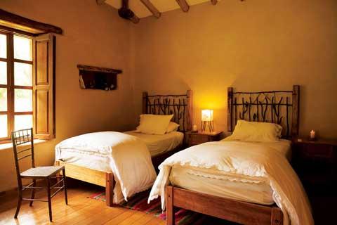 It provides beautiful surroundings, amazing garden and views, antiques and folk art throughout and delicious food. Arrival to Urubamba Villas.