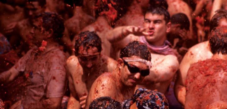 4 DAY La Tomatina ELLTVV-8 This tour visits: Spain Things are bound to get messy on