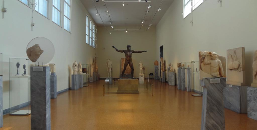 Fig. 4. The National Archaeological Museum after the redisplay in 2002-2004.