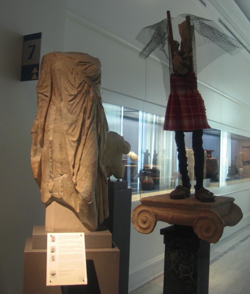 Fig. 1. An exhibition of contemporary art next to antiquities at the Benaki Museum in April 2009.
