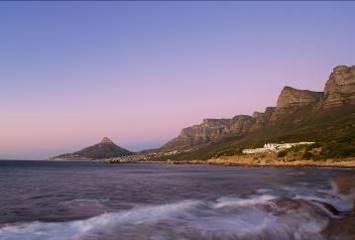 TRAVELSAVERS SOUTH AFRICA EDUCATIONAL MAY 2018 Tuesday 1 May 2018 Depart New York Depart New York on your scheduled South African Airways flight for Cape Town via Johannesburg.