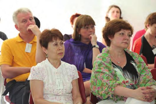 " Participants heard lectures from Yad Vashem historians and experts and took part in absorbing discussions on various topics, including: How do help and rescue differ?