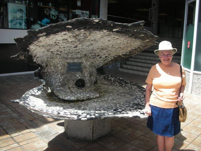 This store had a sculpture of a giant oyster with a black pearl within it. One necklace with at least 50 black and white pearls caught Barbara's eye. The price was $15,000 USD.