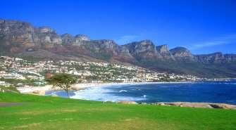 (One of the most famous prisoners being former president Nelson Mandela). 6. Go to Café Caprice in Camps Bay.