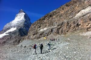 D A Y 8 AUGUST 24, SATURDAY This is our premier hike of the week, to the base of the famous Matterhorn. We will take the Schwarzee lift as high as it goes.