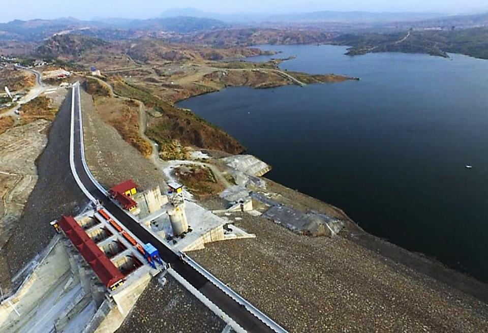 Infrastructure Development 49 new dams to be finished by 2019 1 million ha of irrigation system expansion, 30 hydropower plants development Source: Bank of Indonesia,